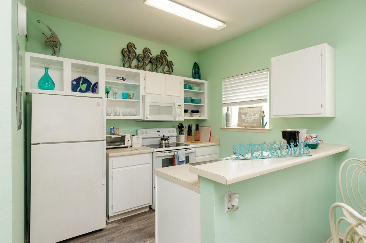 Affordable Family Condo -Walking Distance To Beach By Mustang Island, Sleeps Four, 2025 Traveler Award 科珀斯克里斯蒂 外观 照片