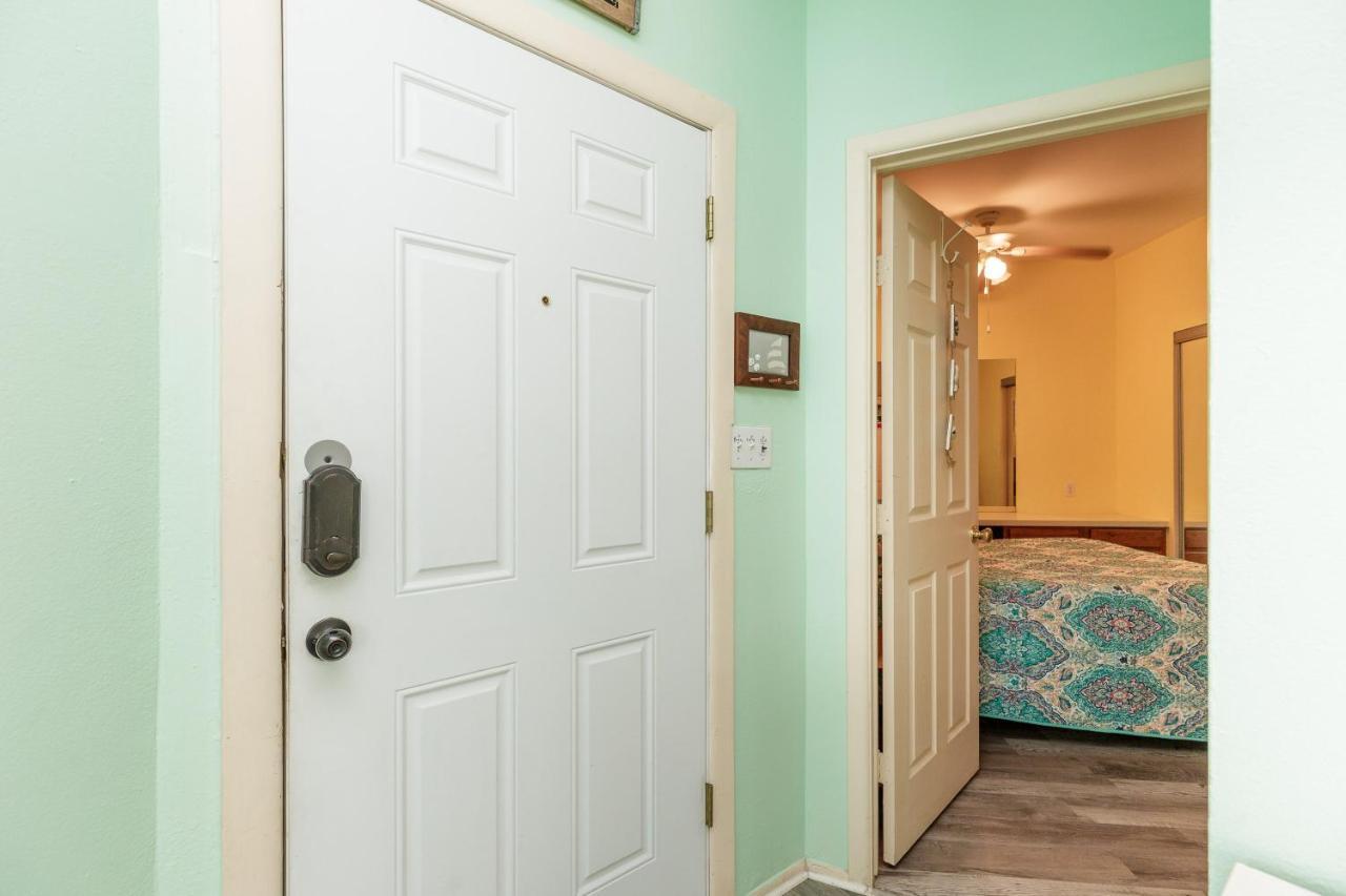Affordable Family Condo -Walking Distance To Beach By Mustang Island, Sleeps Four, 2025 Traveler Award 科珀斯克里斯蒂 外观 照片